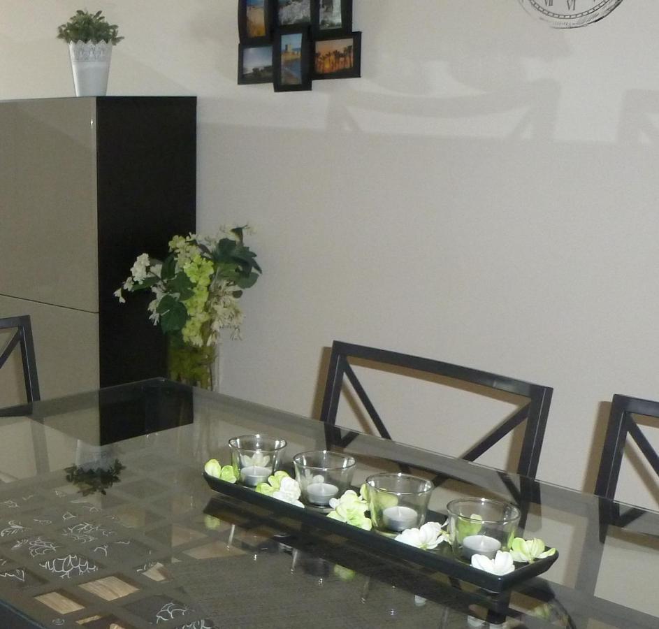 Casa Julia Apartment กาซาเรส ภายนอก รูปภาพ